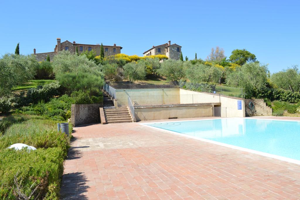 Monaci Apartments Asciano Esterno foto